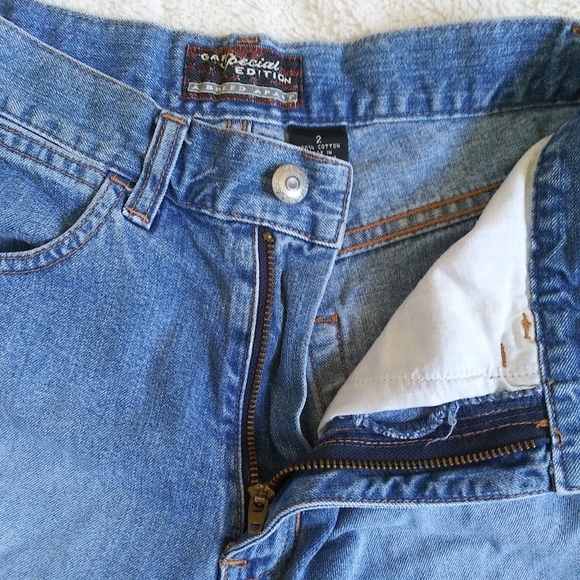 GAP Special Edition 90s High Rise Shorts - Picture 3 of 4